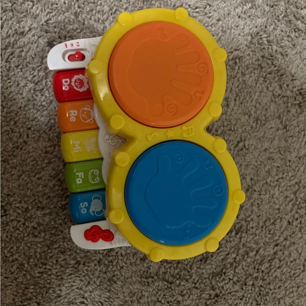Assorted toys - Picture 10 of 12